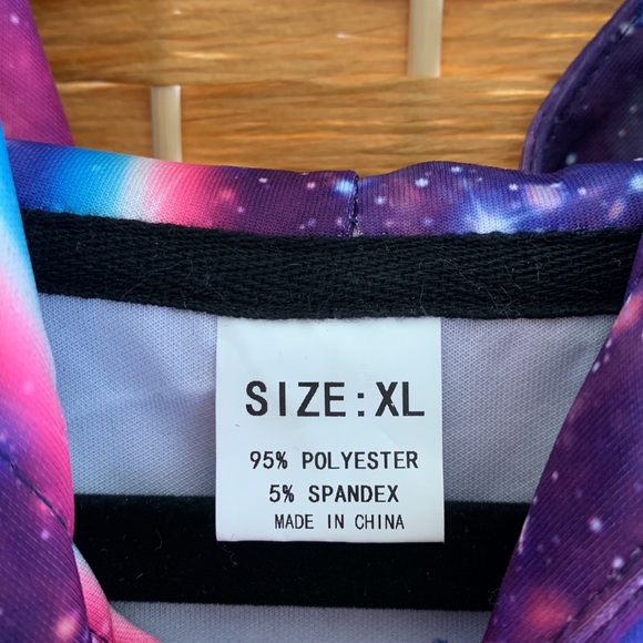 Psychedelic space hoodie - size XL - fits like a medium - never been worn - Picture 3 of 3